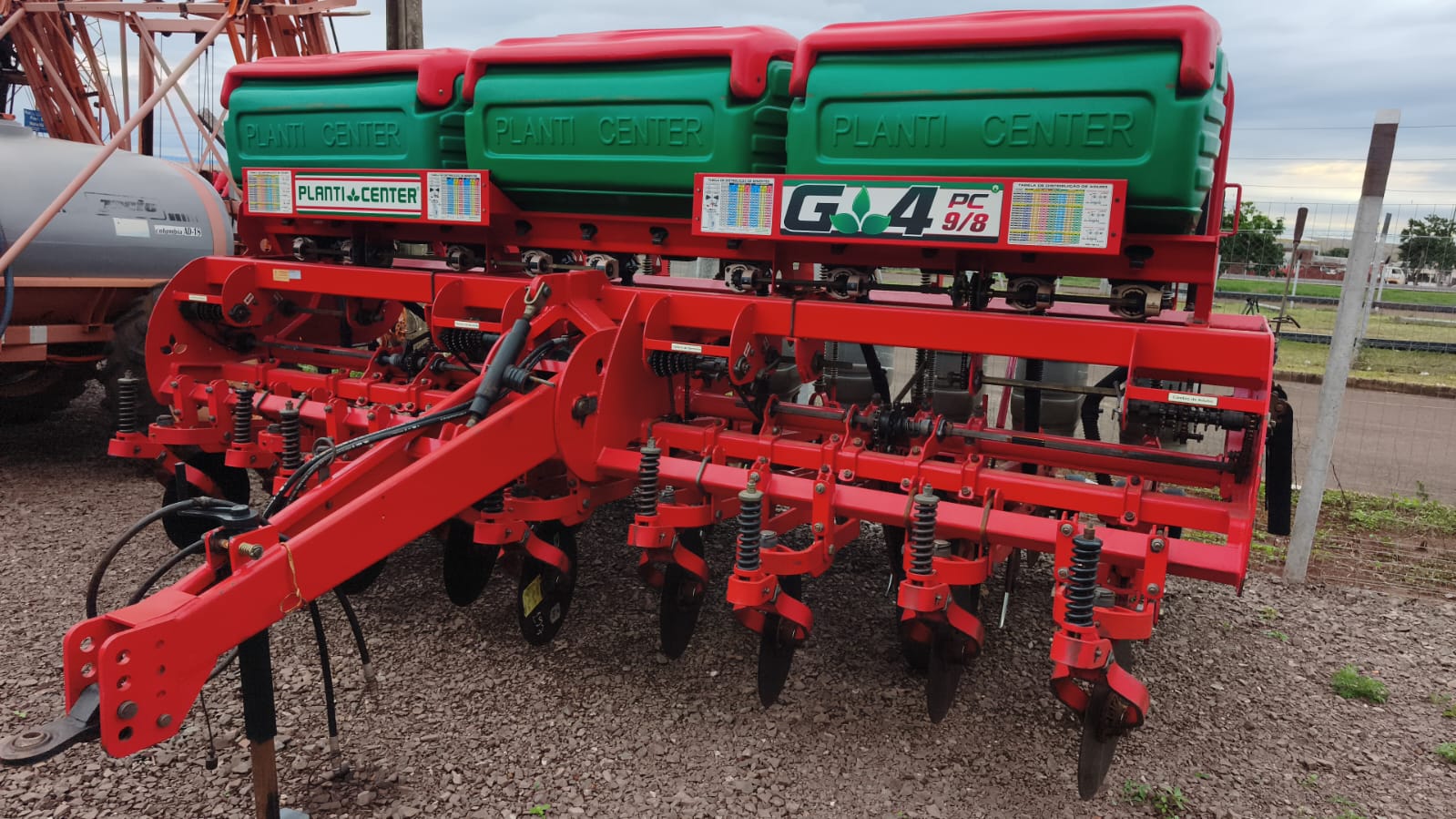 Plantadeira Planti Center G4 9 Linhas