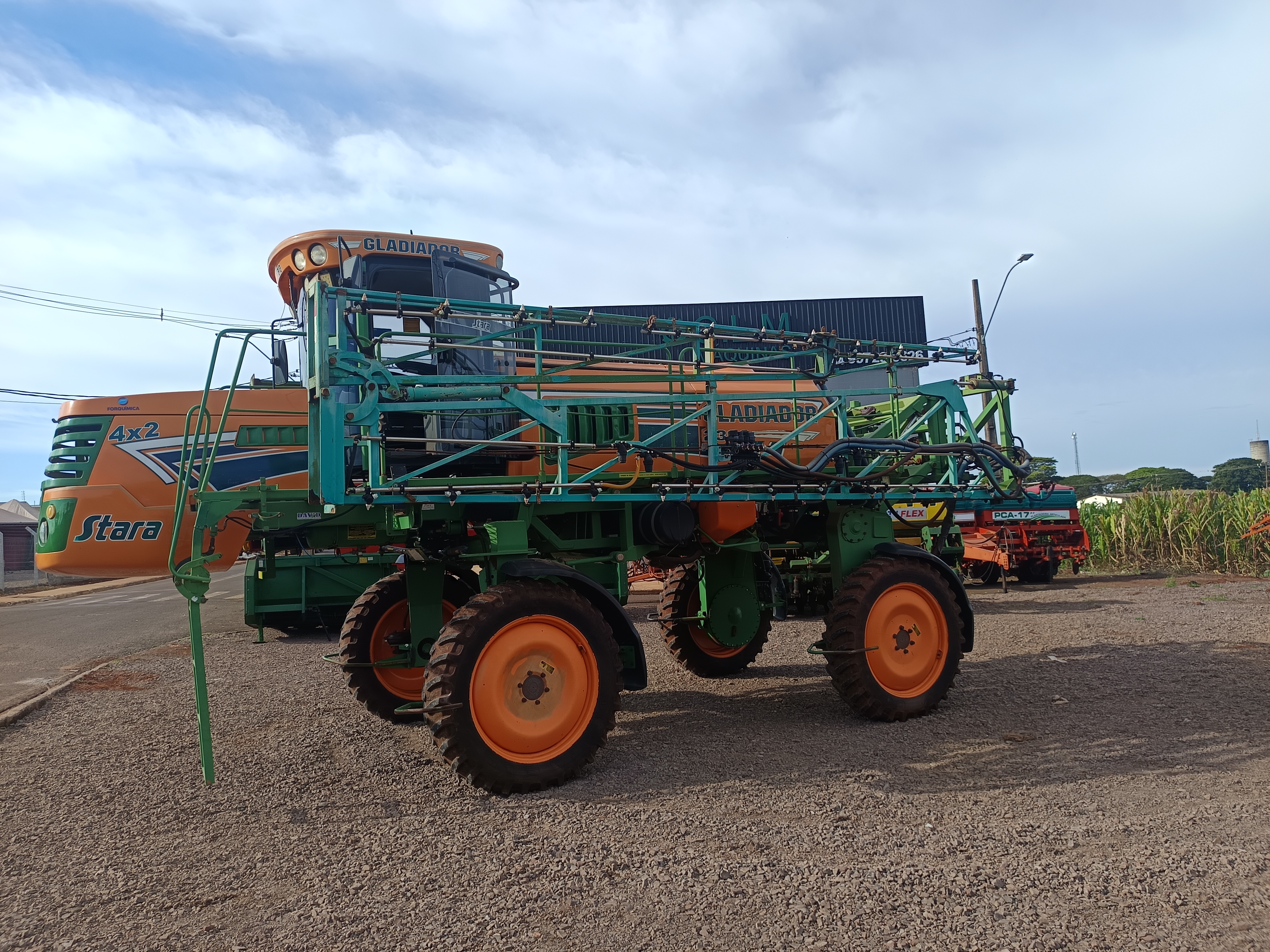 Pulverizador Autopropelido Stara Gladiador